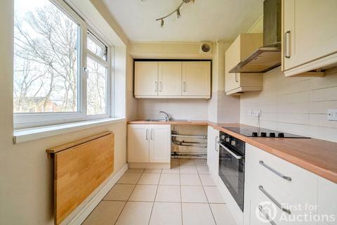 Studio for sale, Jocks Lane, Bracknell, Berkshire