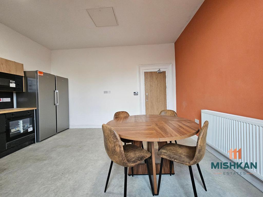 Ormskirk Street, St. Helens 14 bed house share to rent - £625 pcm (£144 pw)