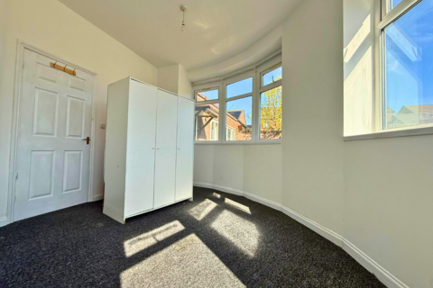 2 bedroom flat to rent, Flat, Dial Lane, West Bromwich, B70 0EQ