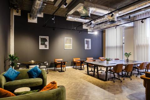 Studio to rent, Childers Street, London SE8