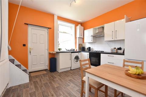 2 bedroom terraced house for sale, Queens Park Road, Heywood, Greater Manchester, OL10