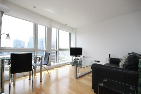 Studio to rent, Fairmont Avenue, London, E14