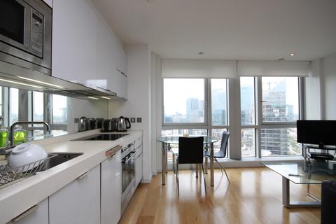 Studio to rent, Fairmont Avenue, London, E14