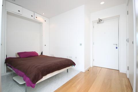 Studio to rent, Fairmont Avenue, London, E14