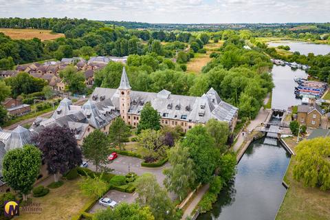 1 bedroom apartment for sale, River Meads, Stanstead Abbotts