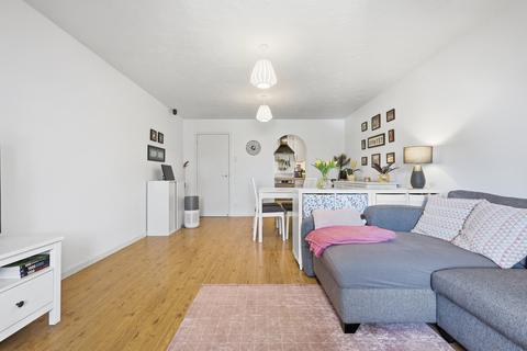 1 bedroom apartment for sale, River Meads, Stanstead Abbotts