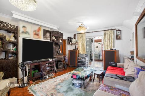 4 bedroom detached house for sale, Lancaster Road, London