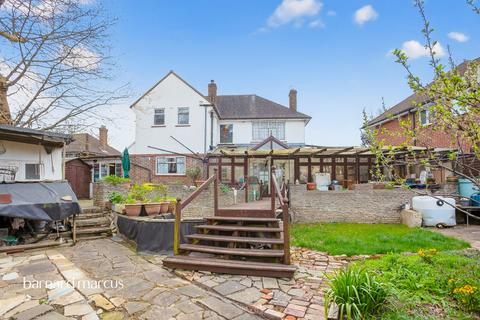 4 bedroom detached house for sale, Lancaster Road, London