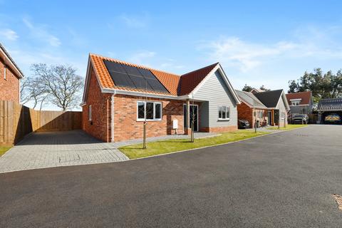 3 bedroom detached bungalow for sale, Field Mews, Great Bromley , Colchester, CO7