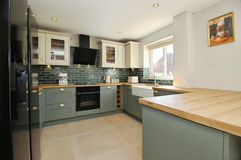 4 bedroom detached house for sale, Rembrandt Avenue, Wakefield, WF3