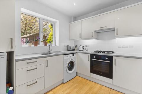 3 bedroom terraced house for sale, Redcroft Way, Polegate BN26