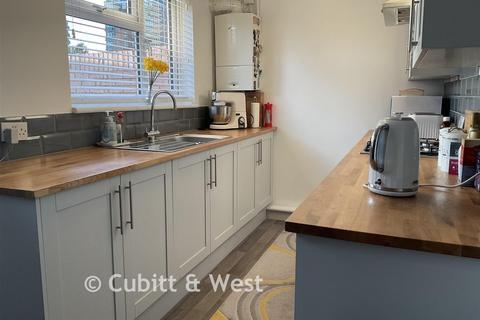 2 bedroom end of terrace house for sale, St. Albans Road, Havant PO9