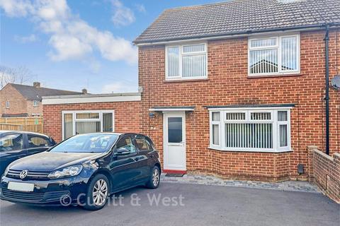 2 bedroom end of terrace house for sale, St. Albans Road, Havant PO9
