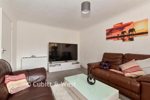 2 bedroom apartment for sale, High Street, Bognor Regis, West Sussex