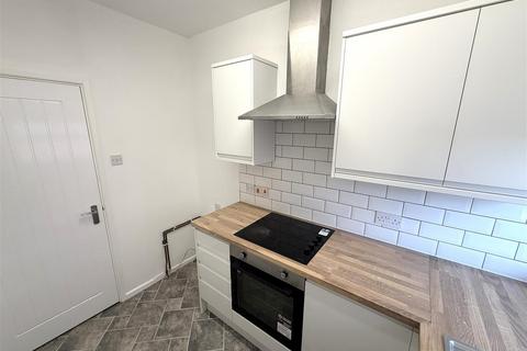1 bedroom apartment to rent, Flat 3 Highgate House, 13 Parkfield Road, Stourbridge
