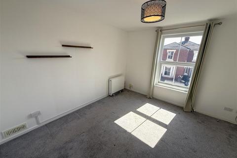 1 bedroom apartment to rent, Flat 3 Highgate House, 13 Parkfield Road, Stourbridge