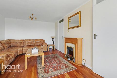 2 bedroom apartment for sale, Beulah Hill, LONDON