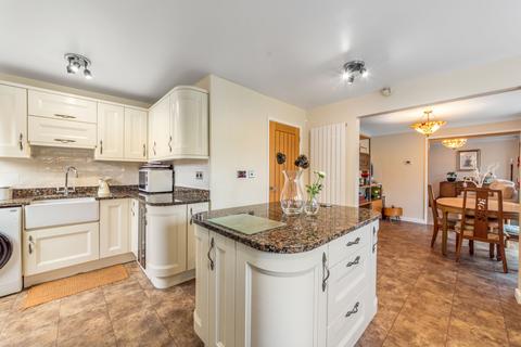 4 bedroom detached house for sale, Woodford Way, Wombourne, WV5