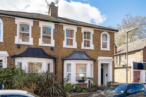 Station Road, Sunbury-On-Thames TW16
