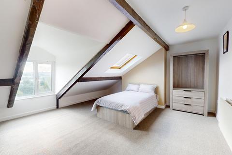 4 bedroom flat to rent, Moorland Avenue, Leeds LS6