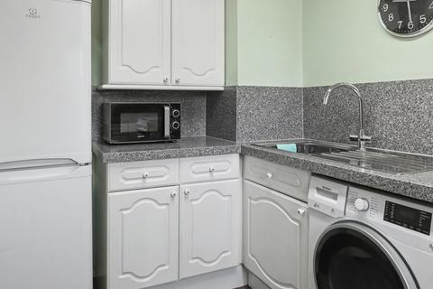 2 bedroom flat for sale, Flat 22, Fircroft, Banbury OX16 9XT