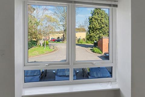 2 bedroom flat for sale, Flat 22, Fircroft, Banbury OX16 9XT