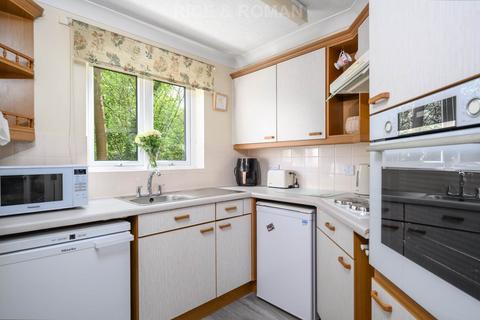 undefined, Mount Hill, Epsom KT18