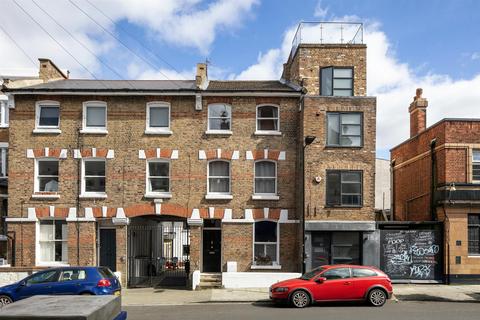 4 bedroom terraced house for sale, Gautrey Road, Nunhead, SE15