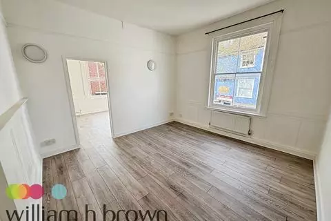 4 bedroom maisonette to rent - View 5
