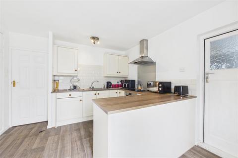 3 bedroom semi-detached house for sale, Grange Road, Newark