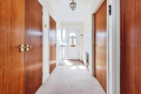 3 bedroom detached bungalow for sale, Wedgwood Avenue, Blakelands, Milton Keynes