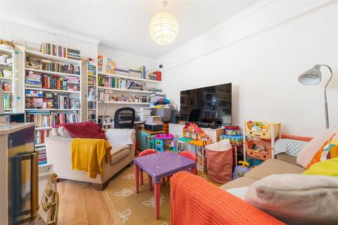 2 bedroom flat for sale, Sunny Bank, South Norwood, London, SE25