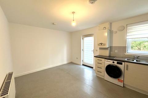 2 bedroom terraced house to rent, Corthie Court, Denny, FK6