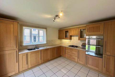 4 bedroom detached house to rent, Bramble Walk, Red Lodge, BURY ST. EDMUNDS