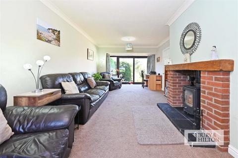 4 bedroom detached house for sale, Hillcrest Close, Kingsley Holt, Stoke-On-Trent