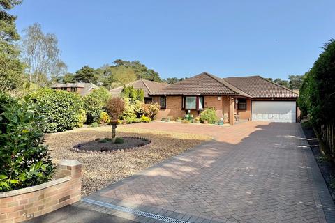 4 bedroom bungalow for sale, Woolsbridge Road, Ashley Heath, BH24 2LZ