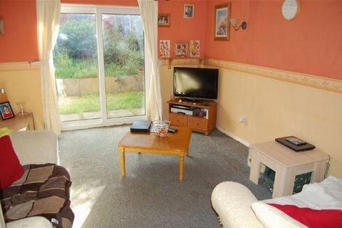 2 bedroom semi-detached house for sale, Chichester Close, Daventry, NN11
