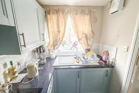 2 bedroom semi-detached house for sale, Chichester Close, Daventry, NN11