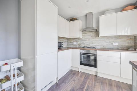 2 bedroom flat for sale, Queens Road, Leytonstone, London, E11