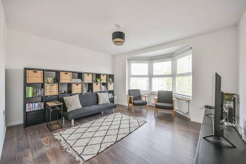 2 bedroom flat for sale, Queens Road, Leytonstone, London, E11