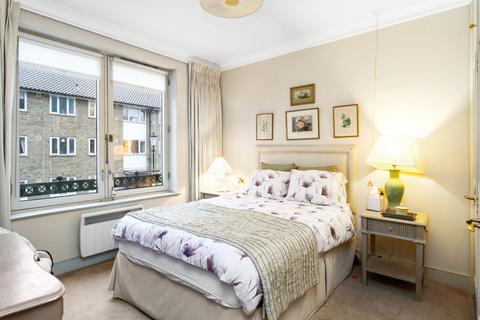 2 bedroom flat for sale, Milmans Street, London, SW10