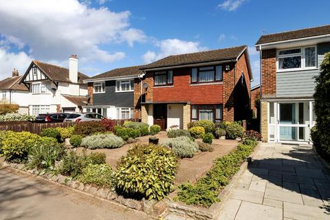 4 bedroom detached house for sale, Chessington Road, Ewell