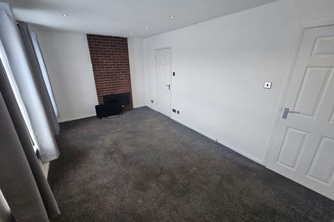 1 bedroom apartment to rent, Apperley Way, HALESOWEN, B63