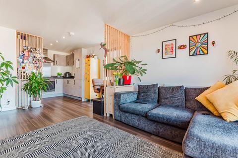 Enriqueta Rylands Close, Stretford, Manchester, M32