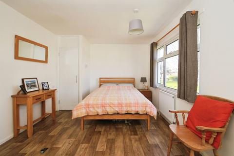 2 bedroom terraced house for sale, Lowick Gardens, PETERBOROUGH