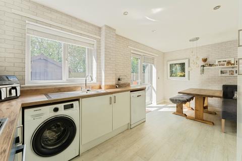 2 bedroom semi-detached house for sale, Rivacre View, Ellesmere Port