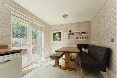2 bedroom semi-detached house for sale, Rivacre View, Ellesmere Port