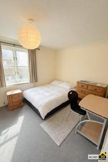 3 bedroom flat to rent, 200 Mile End Road, London, Greater E1