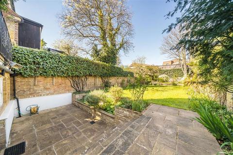 6 bedroom detached house for sale, Groveway, London SW9