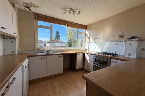 undefined, 4A Kingsway, Blackwater, Camberley, Surrey, GU17 0HY
